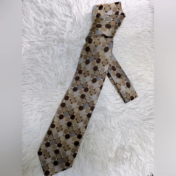 Geoffrey Bean 100% Silk Neck tie. Handmade classic iridescent dots. Multi color - Picture 6 of 7